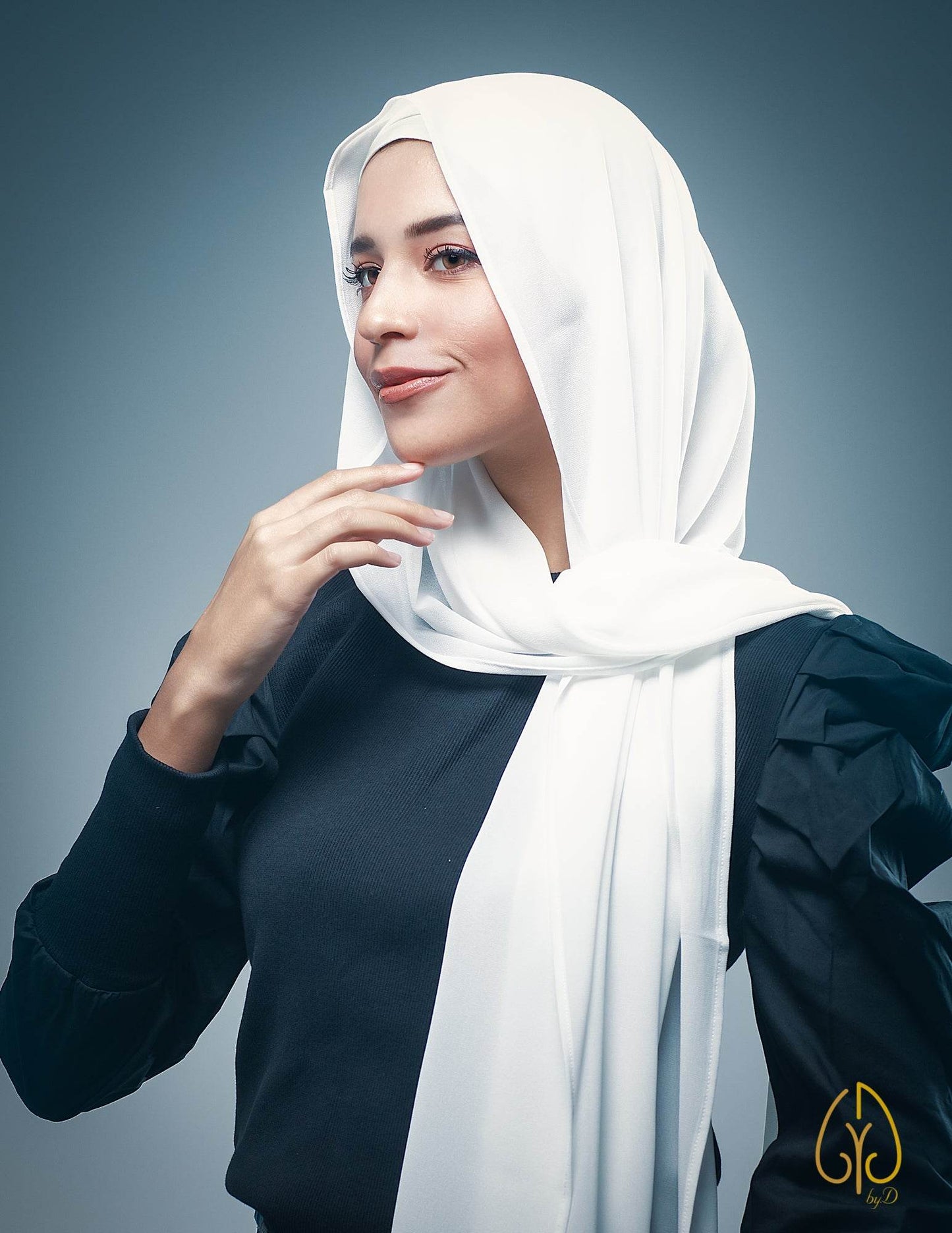 The Delicate White - By.D Scarves