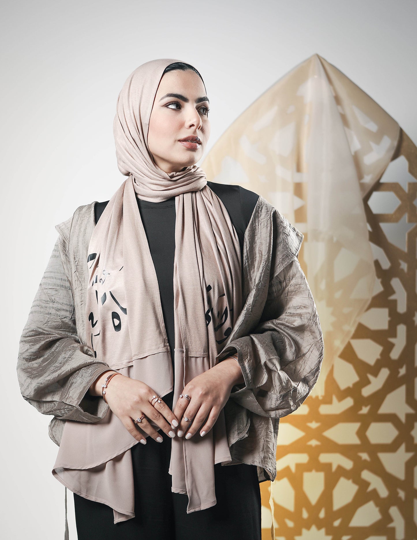 Charming Dreamscape - By.D Scarves