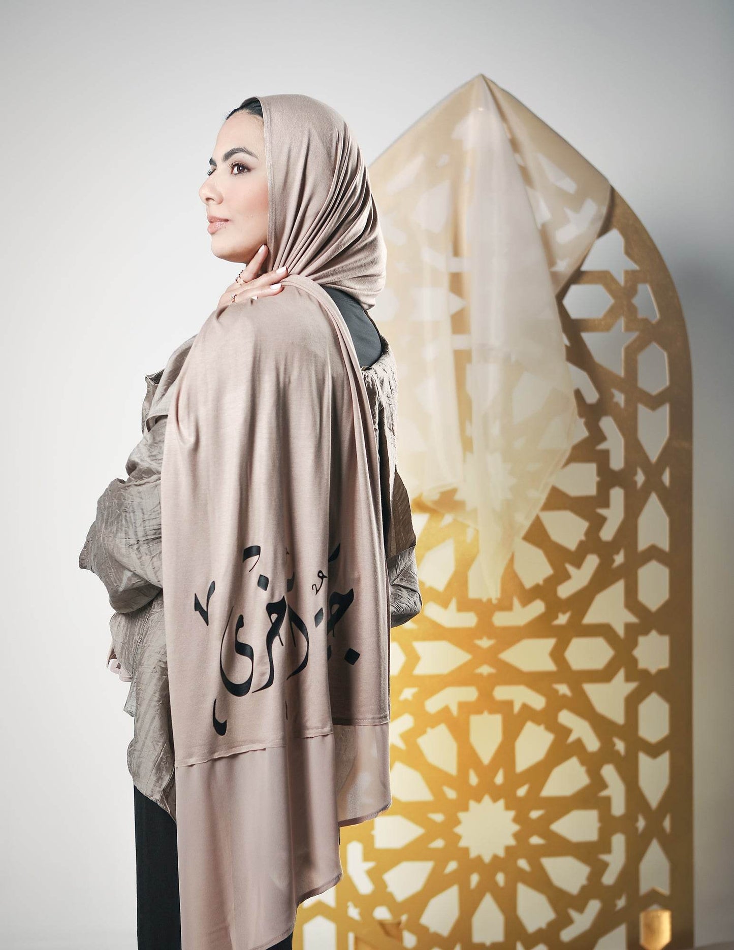 Charming Dreamscape - By.D Scarves