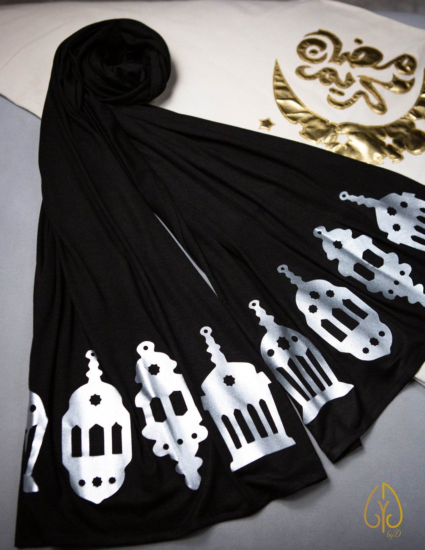 Silver Bold Lanterns - By.D Scarves