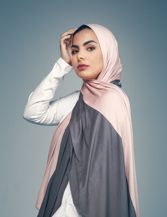 Powder Rose / Dark Grey Color Mix