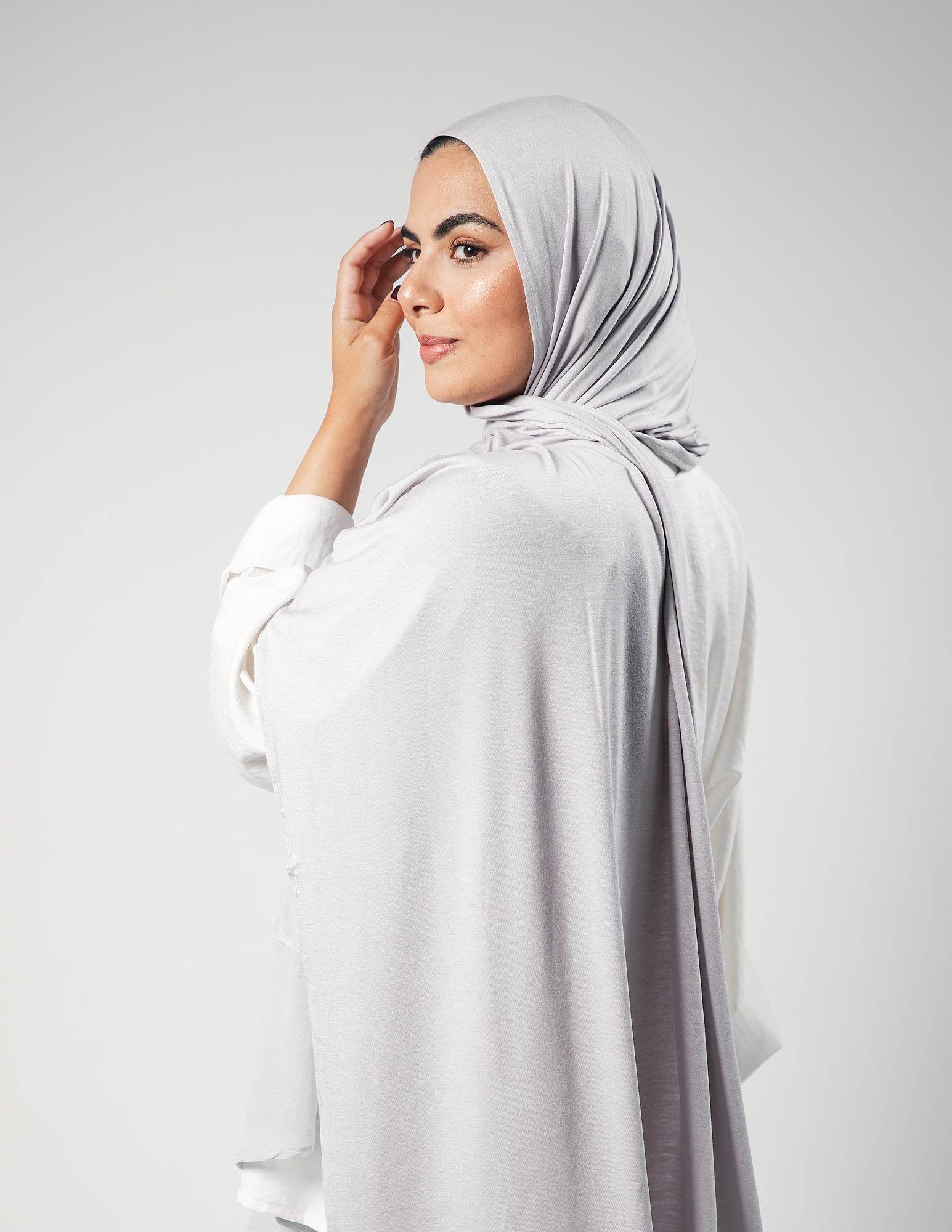 Charming Light Grey - By.D Scarves