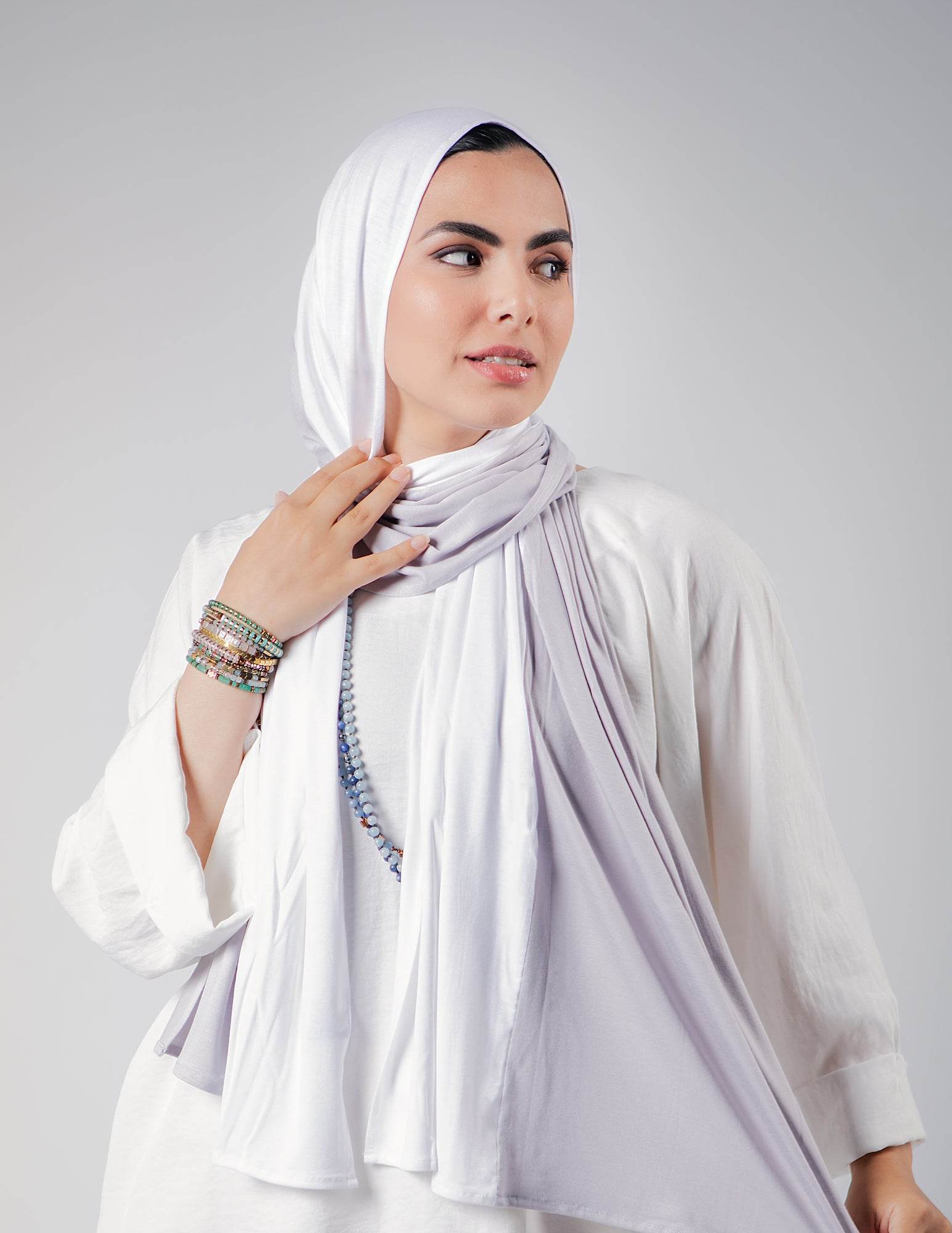 Light Grey / White - By.D Scarves