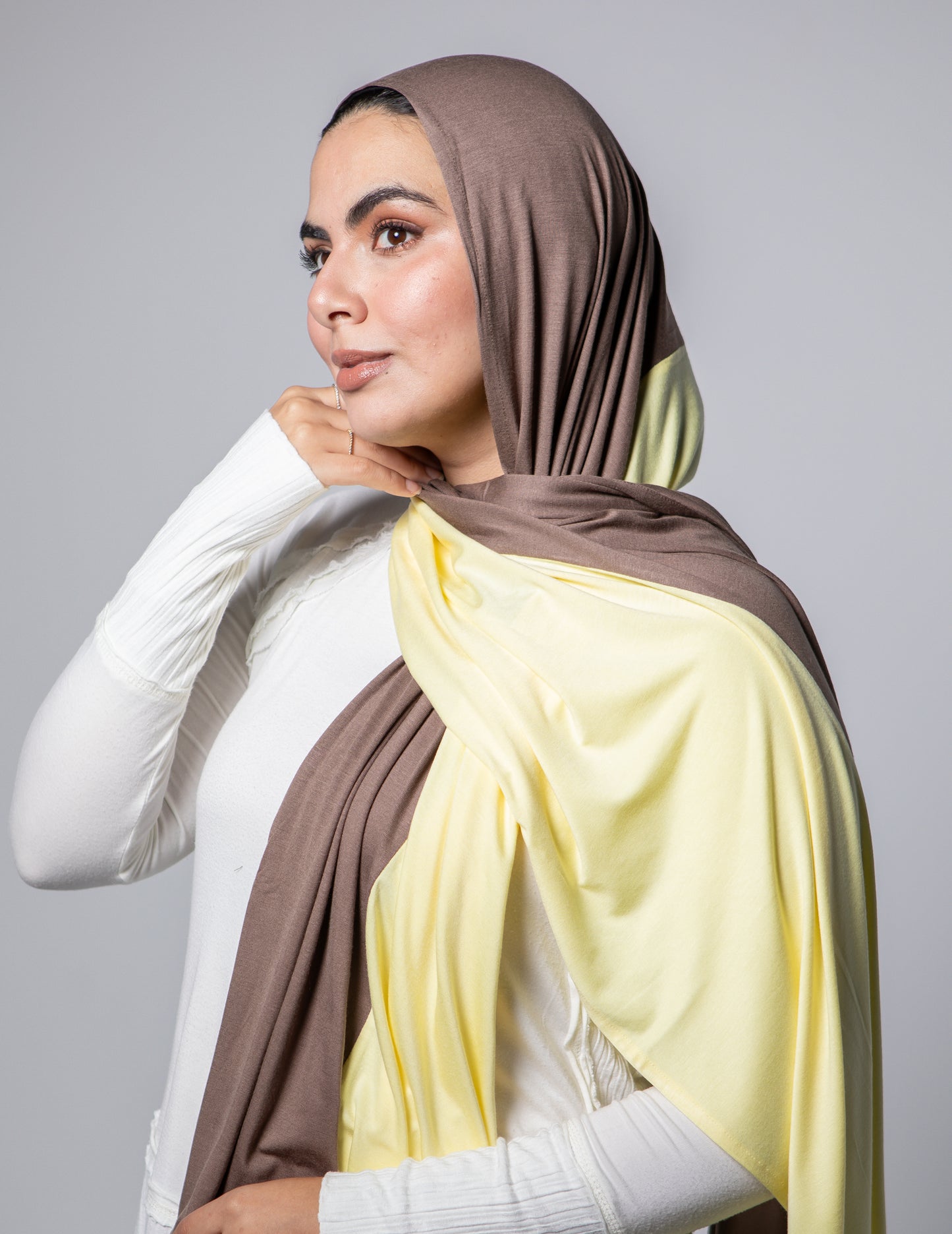 Butter Yellow / Cafe