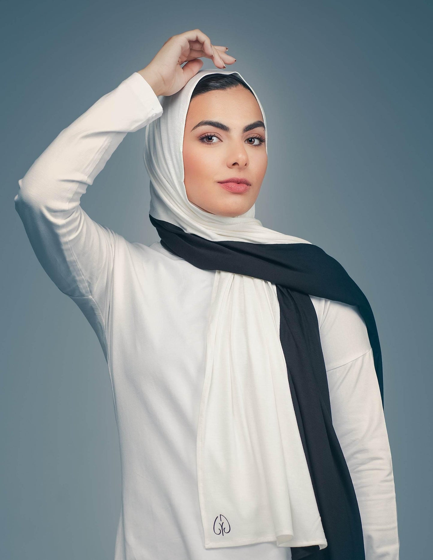 Black / White - By.D Scarves