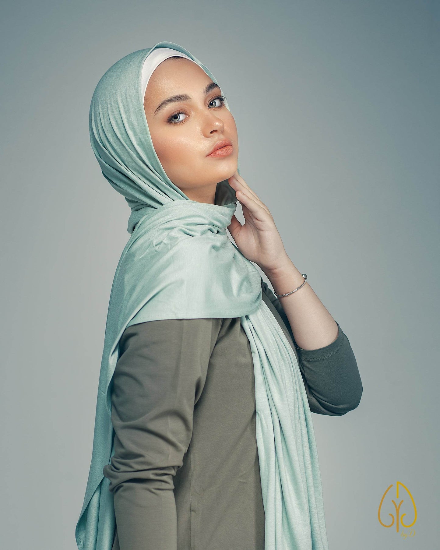 The Mint - By.D Scarves